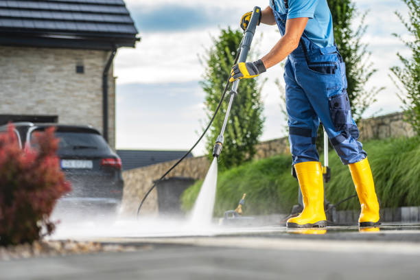 Post-Construction Pressure Washing in Hasley Canyon, CA